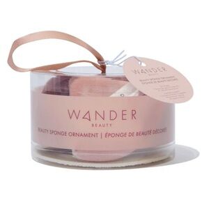 Wander Beauty Good To Go Beauty Sponge Ornament